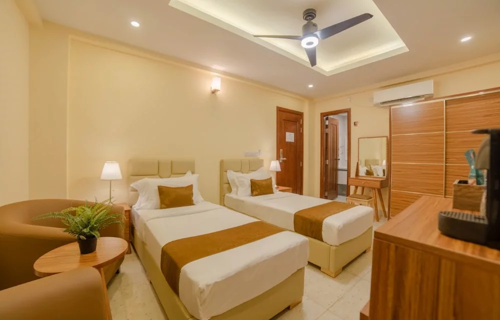 Amber Beach Hotel - Deluxe King Room with Partial Sea View & Balcony (Free Return Airport Transfer)